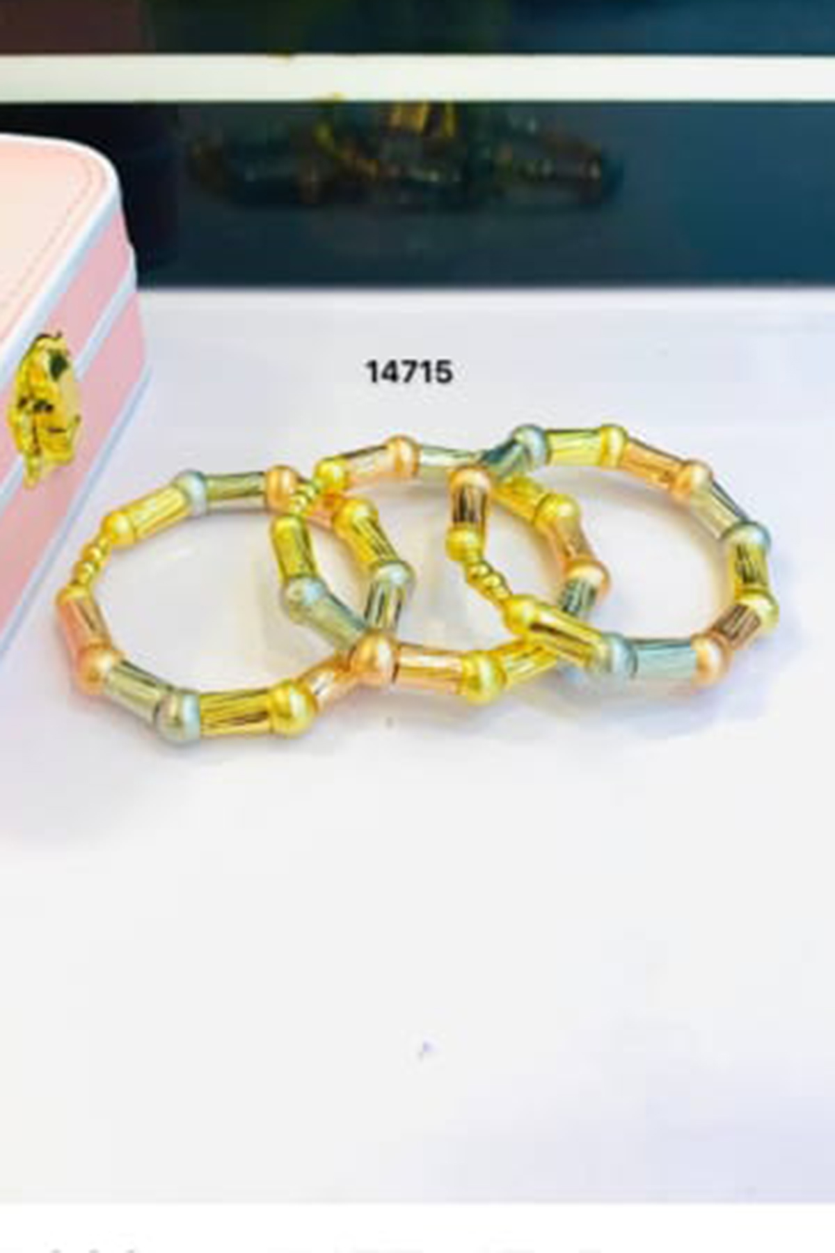 Bracelet