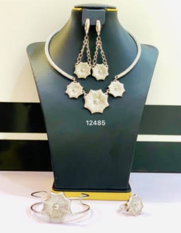 12485 - Silver Jewelry